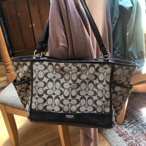 Coach Park Signature Carrier Classic Monogram - Picture 3 of 16